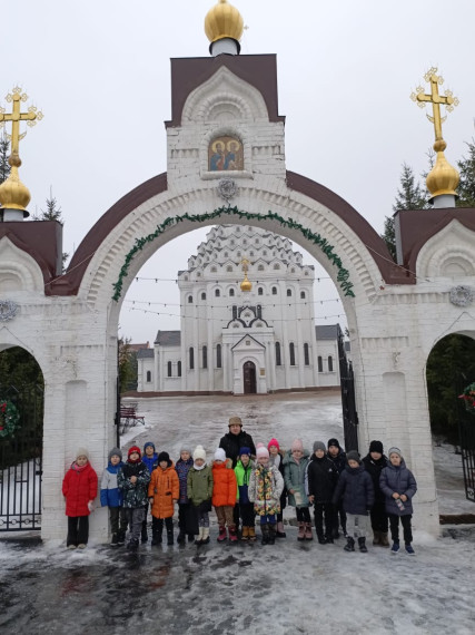 Экскурсия в храм Святых апостолов Петра и Павла в п. Прохоровка.